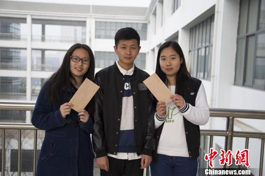 ��hһ�����������ࡱΨһ�����֌�Ӣ���ż�ٛ(z��ng)Ů��